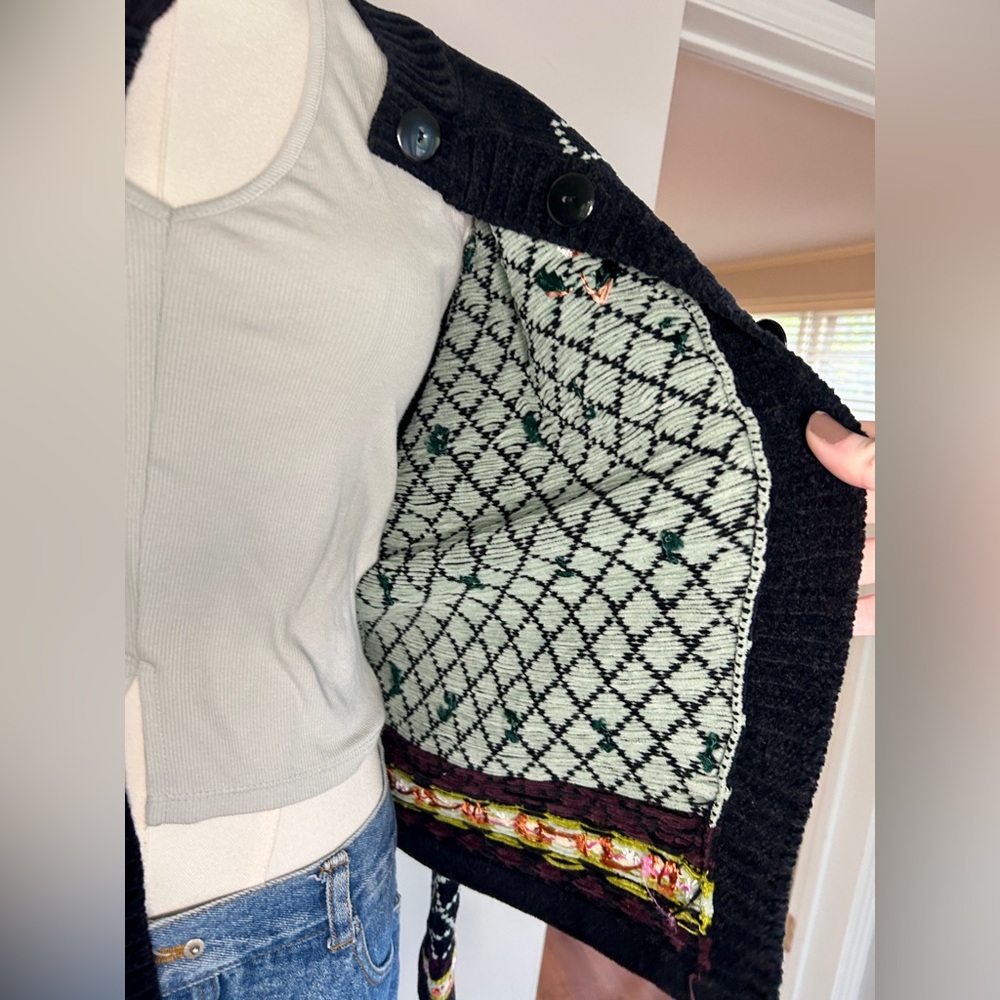 VINTAGE 90s Floral Embroidered Argyle Boxy Cardigan Feminine Whimsigoth | Size L - Picture 5 of 15